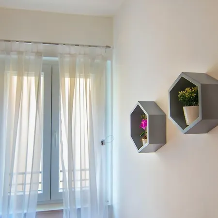 Lucia Apartment