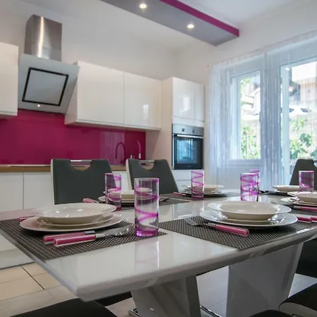 Apartment Lucia *